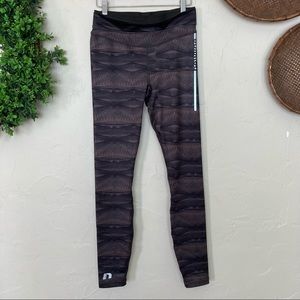 Newline Compression Performance Leggings With Pocket Black Women medium